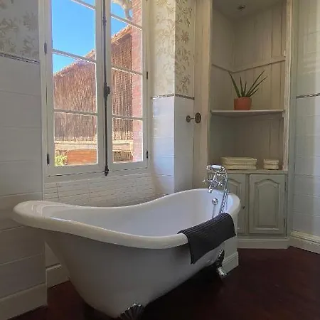 Maison De Haouret Bed & Breakfast *