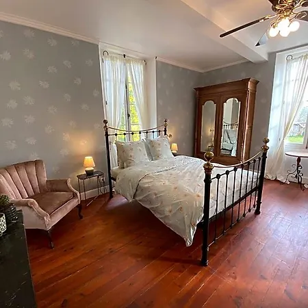 Bed & Breakfast Maison De Haouret