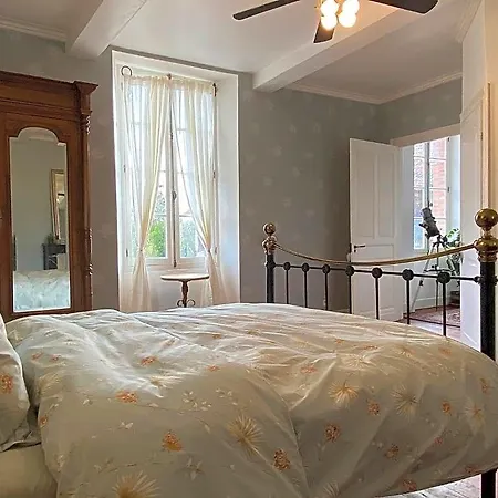 Bed & Breakfast Maison De Haouret