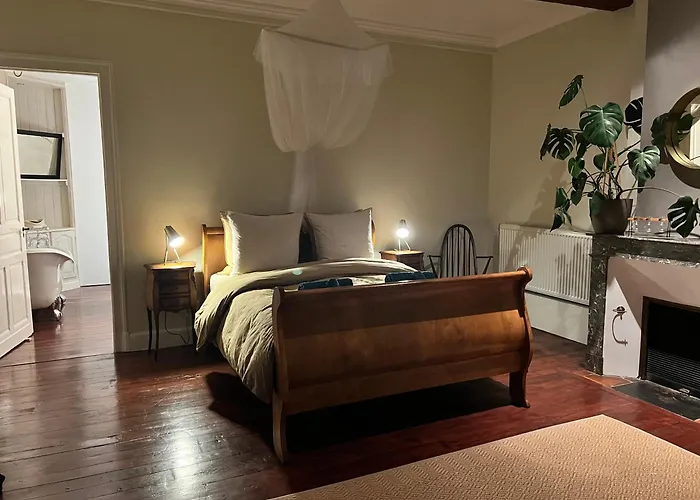 Bed & Breakfast Maison De Haouret 4*